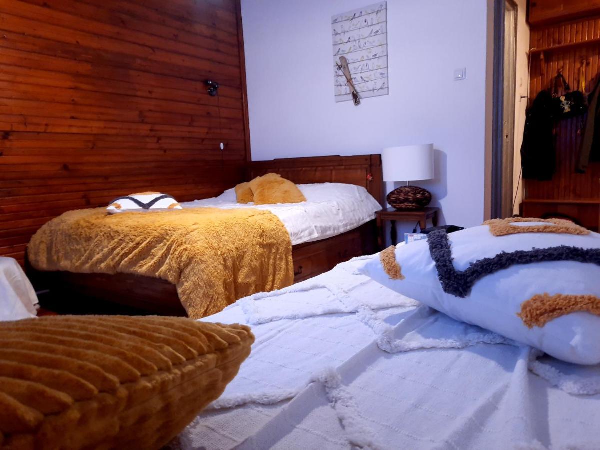 Cocooning In A Lovely Mountain Suite - One Азуга Экстерьер фото
